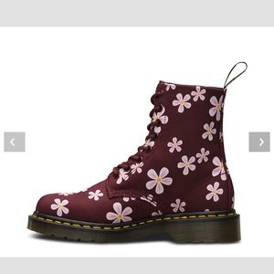 Dr Marten Page Meadow Canvas Cherry